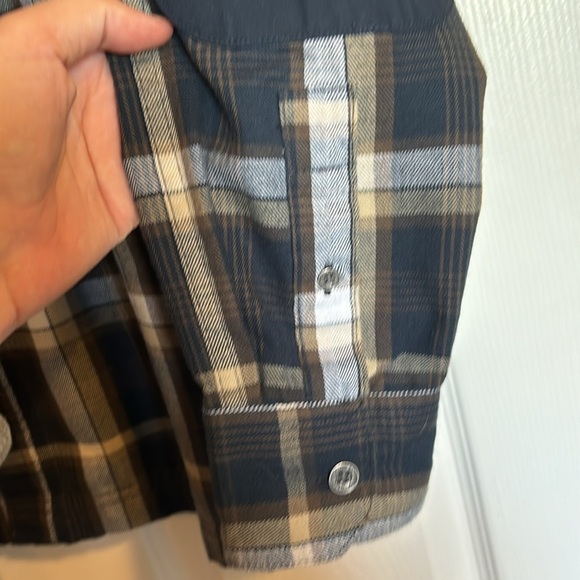 Wrangler ATG men’s plaid long sleeve button down flannel shirt size small - Picture 5 of 8